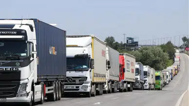 Uluslararası uyuşturucu ticaretine set çekildi : Tekerlekten 22,5 kilogram çıktı