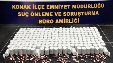 İzmir Konak'ta yarım milyona yakın uyuşturucu hap ele geçirildi