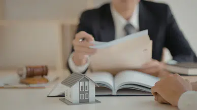 Konut fiyatları reel geriledi, kiralar yükseldi