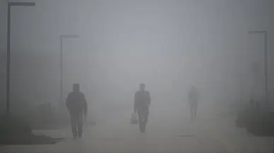 Hakkari'de sis etkili oldu : Görüş mesafesi sıfıra indi