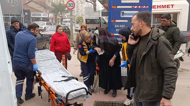 Bursa'da 80 yaşındaki kadına PTT kargo minibüsü çarptı