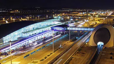 Çatışmaların sürdüğü Tahran'da tüm uçuşlar durduruldu