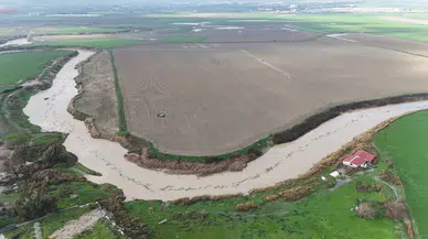 Son 65 yılın en kurak dönemini yaşayan Asi Nehri’nde yağışlarla debi yükseldi