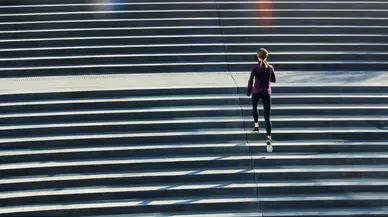 Spor yapmadan uzun yaşamak mümkün mü? Merdiven çıkmak hayat kurtarıyor!