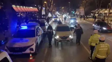 Kadıköy’de trafik denetiminde 1.741 araç kontrol edildi : 606 bin lira ceza
