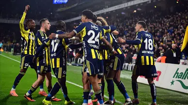 Fenerbahçe'nin kamp kadrosu belli oldu