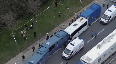 Mahmutbey'de 4 cezaevi aracı kaza yaptı : 14 jandarma yaralandı