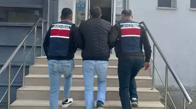 Samsun’da 22 yıl 11 ay hapis cezası bulunan firari hükümlü evinde yakalandı