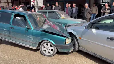 Adıyaman'da zincirleme trafik kazası : 3 yaralı