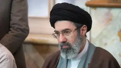 İran’ın yeni dini lideri Mücteba Hamaney oldu