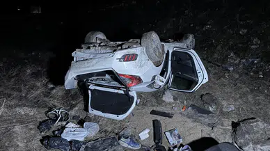 Nevşehir'de otomobil şarampole devrildi : 4 kişi yaralandı