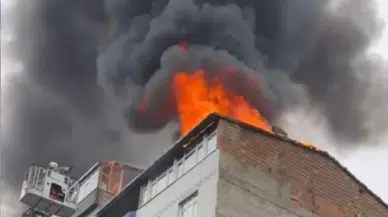 Sultangazi'de yangın : 3 kişi tedavi altına alındı