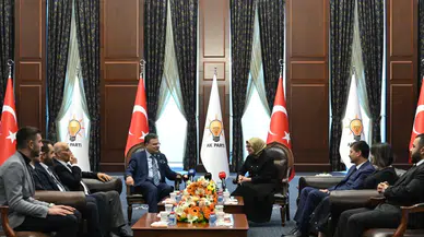 AK Parti'de bayram trafiği : 14 siyasi parti ağırlandı