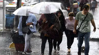 Yurt genelinde kuvvetli sağanak ve kar yağışı uyarısı verildi