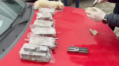 Sakarya'da kaçakçılık operasyonu : Bin 460 adet silah parçası yakalandı