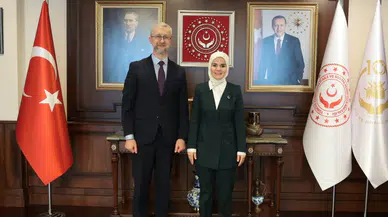 Bakan Göktaş Ukrayna'nın Ankara Büyükelçisi Celal ile bir araya geldi