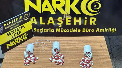 Manisa'da sentetik hap operasyonu : Toplam 170 ecza hapı ele geçirildi