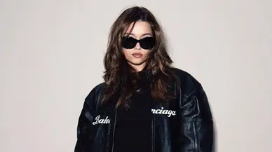 Afra Saraçoğlu, Paris ve Milano yolcusu