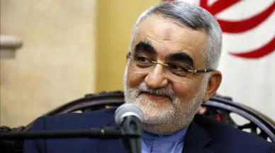 Burucerdi : Hürmüz Boğazı'ndan geçen gemilerden 2 milyon dolar alınıyor