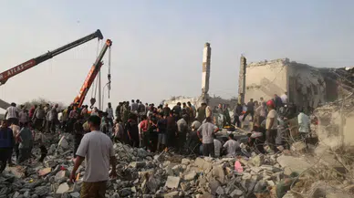 ABD İsrail saldırılarında vurulan kız okulunda can kaybı 148’e yükseldi