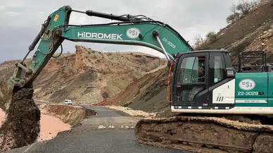 Şırnak'ta dere taştı, ekipler çalışmaları hızlandırdı