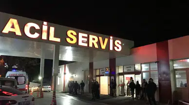 Balıkesir'de otomobil dere yatağına devrildi : 3'ü çocuk 5 yaralı