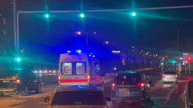 Elazığ'da asansörde mahsur kalan aile eve gidince fenalaştı