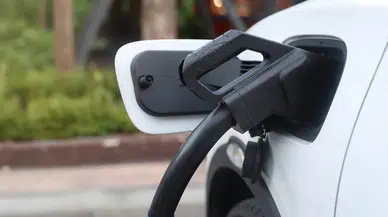 Elektrikli araç şarjında yeni dönem : Fiyat, ödeme ve mobil şarj kriterleri belli oluyor