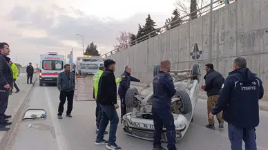 Adıyaman'da kaza : Otomobil takla attı, 3 kişi yaralandı