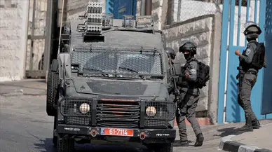 İsrail ordusunda Batı Şeria baskını: 2'si kadın 40 kişi gözaltında