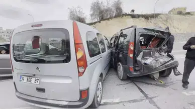 Arnavutköy'de 4 araçlı zincirleme kazada 6 kişi yaralandı