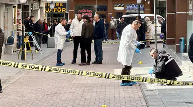 Kırşehir'de bir kahvehaneye silahlı saldırı : 2 kişi yaralandı