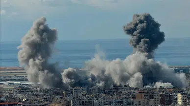 İsrail ordusu : Beyrut'a 26 dalga hava saldırısı düzenledik