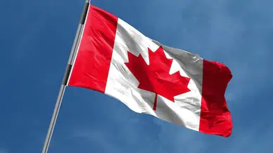 Kanada Riyad Büyükelçiliğini kapattı