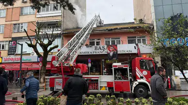 Kocaeli’de fırın yangını paniği : 3 kişi dumandan etkilendi