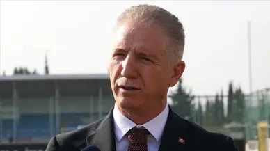 Vali Davut Gül, Fatih'te çöken binadan kurtarılan yaralıları ziyaret etti