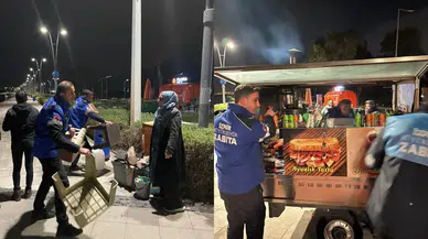 İzmir'de zabıta ekiplerinden seyyar satıcılara denetim