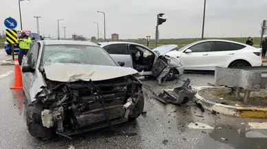 Edirne Havsa'da zincirleme kaza : 2 yaralı