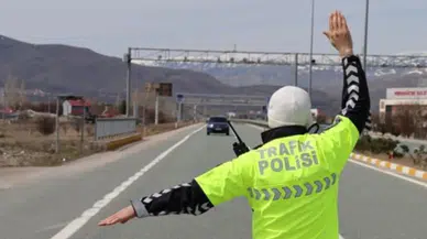 Denizli'de rekor ceza : Dur ihtarına uymayan sürücüye 542 bin TL fatura