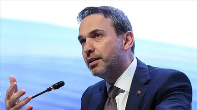Bakan Bayraktar açıkladı : Akaryakıtta ve doğal gazda bir sıkıntı öngörmüyoruz