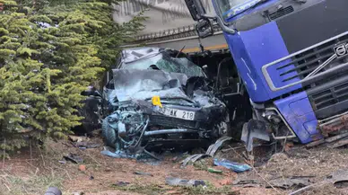 Eskişehir'de feci kaza : Ölü ve yaralılar var