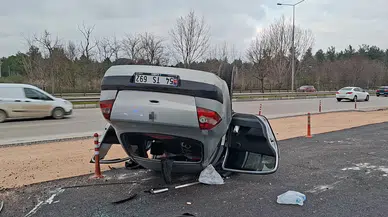 Bursa'da kaza : Otomobil savrulup takla attı