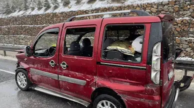 Uşak'ta hafif ticari araç bariyere çarptı : 6 yaralı