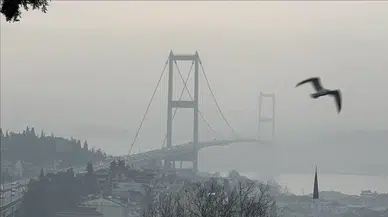 İstanbul'da sabahın ilk saatlerinde sis etkili oldu