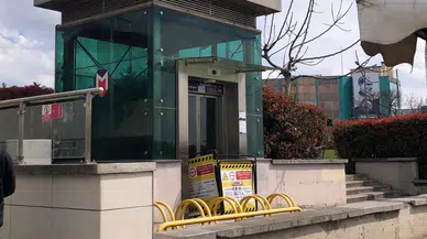 İstanbul metrosunda asansör krizi : Kartal ve Maltepe duraklarında vatandaşlar isyan etti!