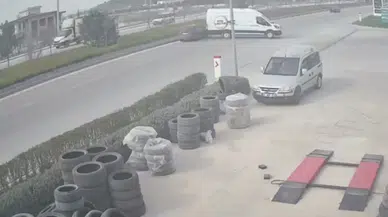 Konya'da sürücüsüz minibüs yola çıktı, seyir halindeki araçların arasına daldı