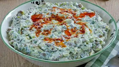 Doya doya kilo verin! Yaza dair her şey bu tabakta: semizotu, yeşil mercimek nane