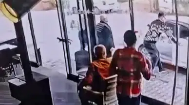 Bartın'da el freni çekilmeyen araç kaydı : İşletme sahibi facianın önüne geçti