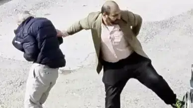 Kahramanmaraş'ta yaşlı babasına kötü davranan şahıs mahalledeki gençler tarafından dövüldü