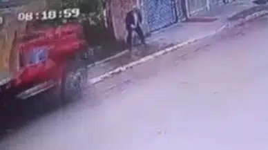 Kocaeli’de freni boşalan kamyon faciası : Yaşlı adam hayatını kaybetti